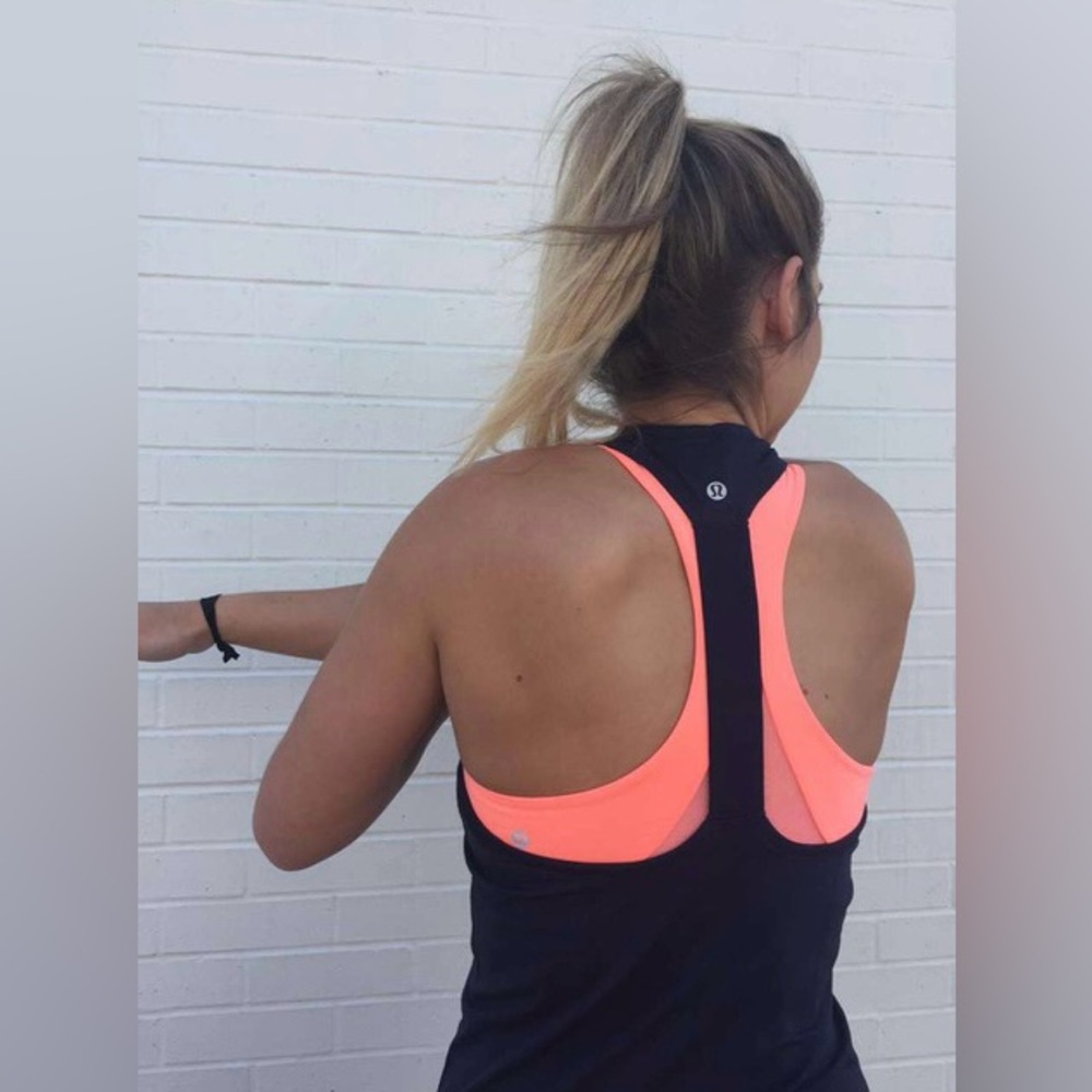 Lululemon Swiftly Tech T-Back - Picture 14 of 14